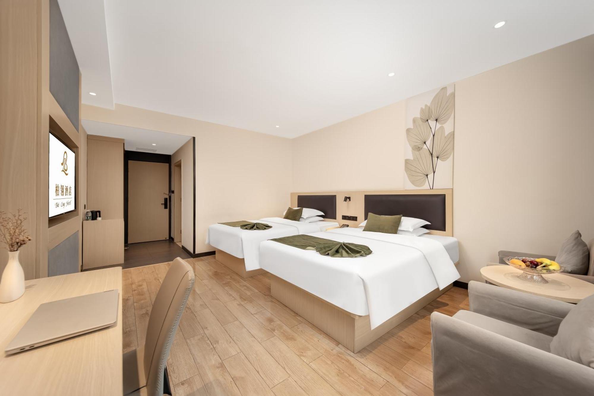Bai Ling Hotel Nanning Bagian luar foto
